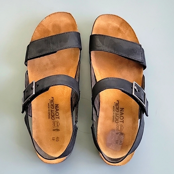 Naot black sandals sz 40 (9) - Picture 5 of 7